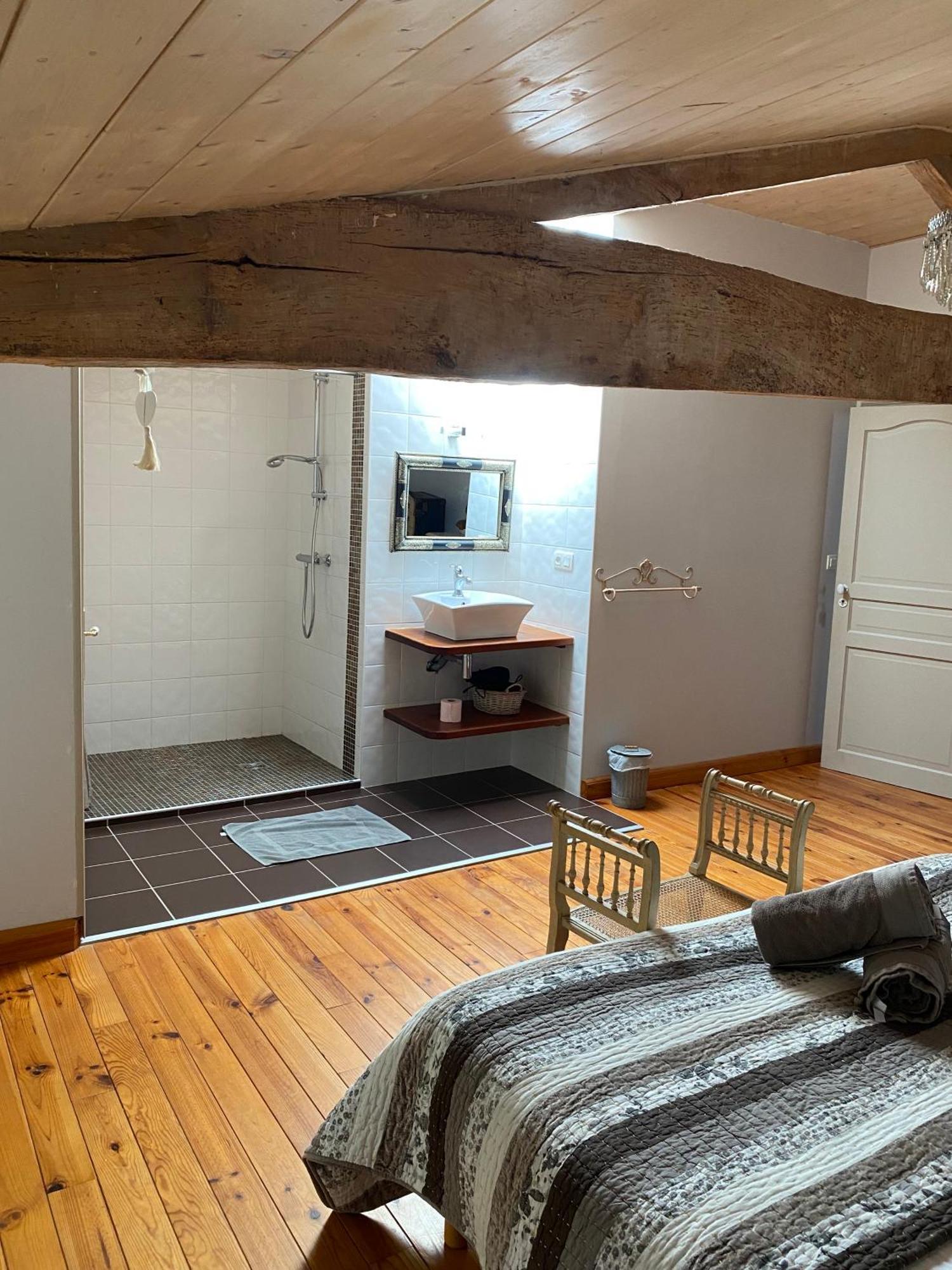 Maison D'Emmannaelle Auros 외부 사진