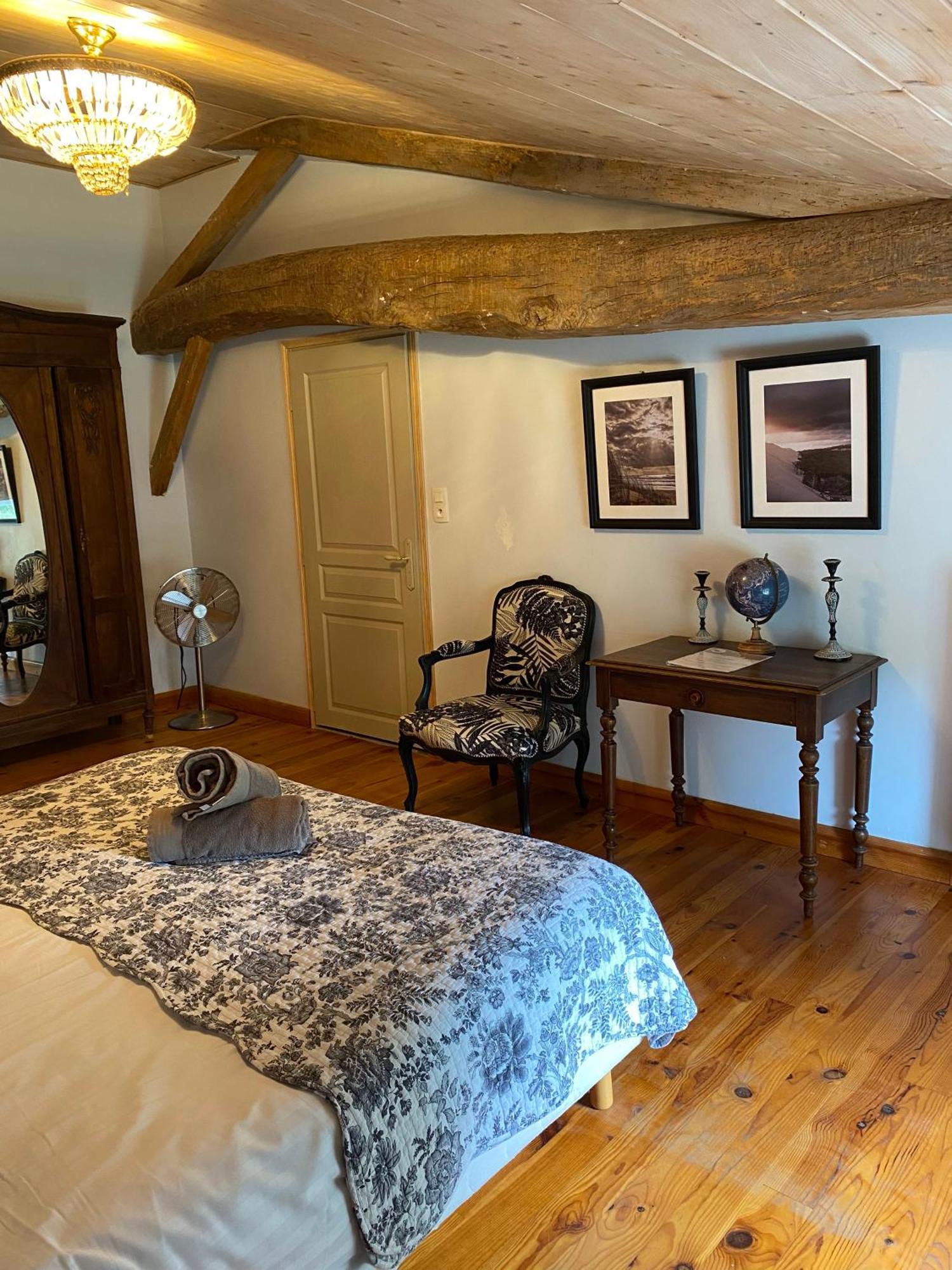 Maison D'Emmannaelle Auros 외부 사진