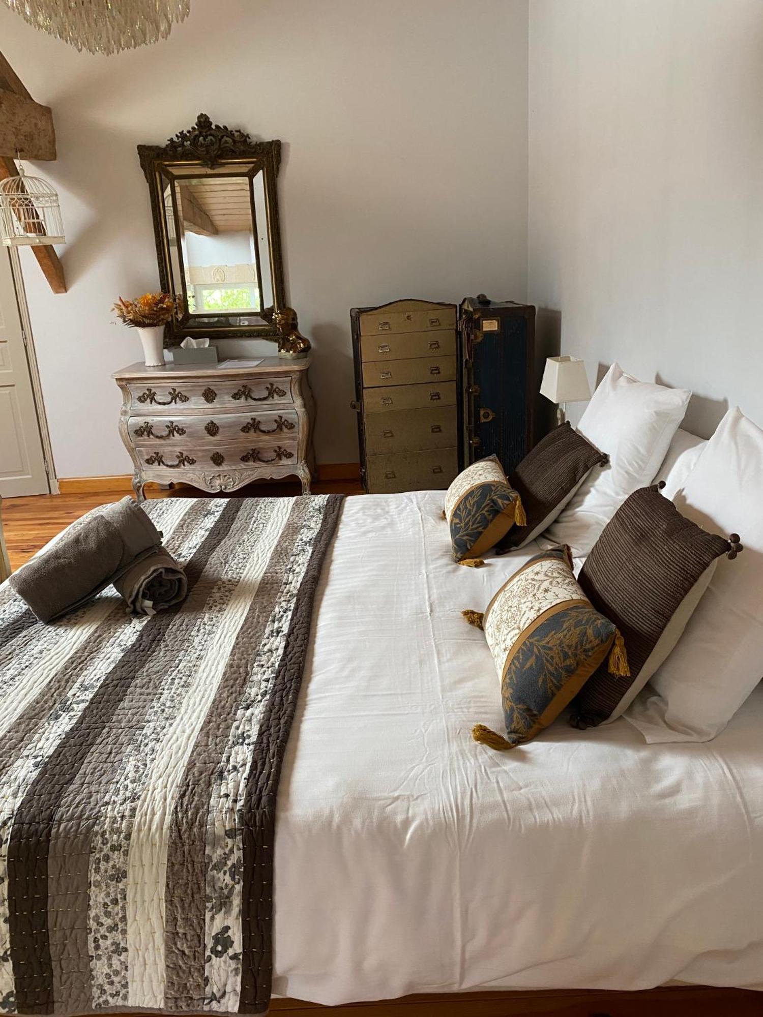 Maison D'Emmannaelle Auros 외부 사진